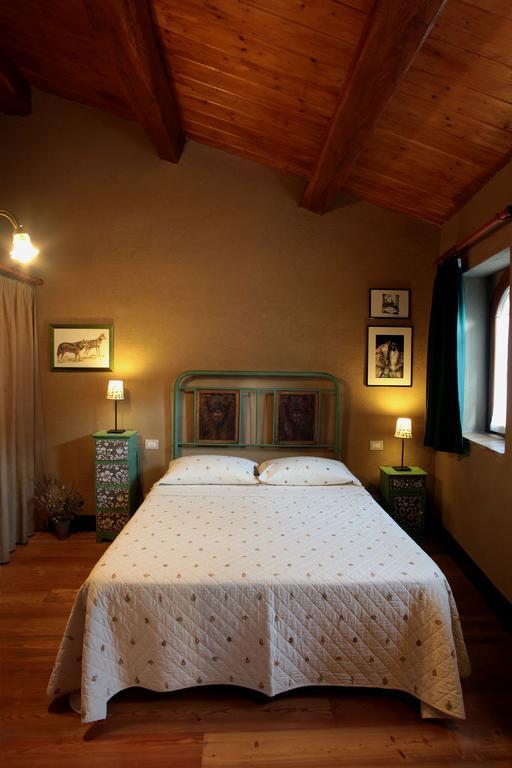 B&B Cascina Dell'Orso Castelsantangelo sul Nera Quarto foto